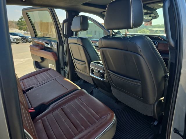 Used 2024 GMC Sierra 2500 Denali Ultimate w/ Max Trailering Package image 11