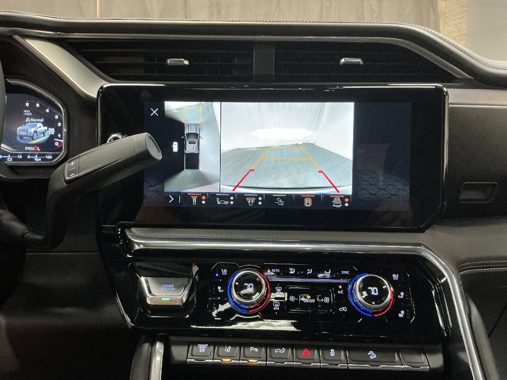 Used 2025 GMC Sierra 3500 Denali w/ Denali Reserve Package AWD/4WD image 19