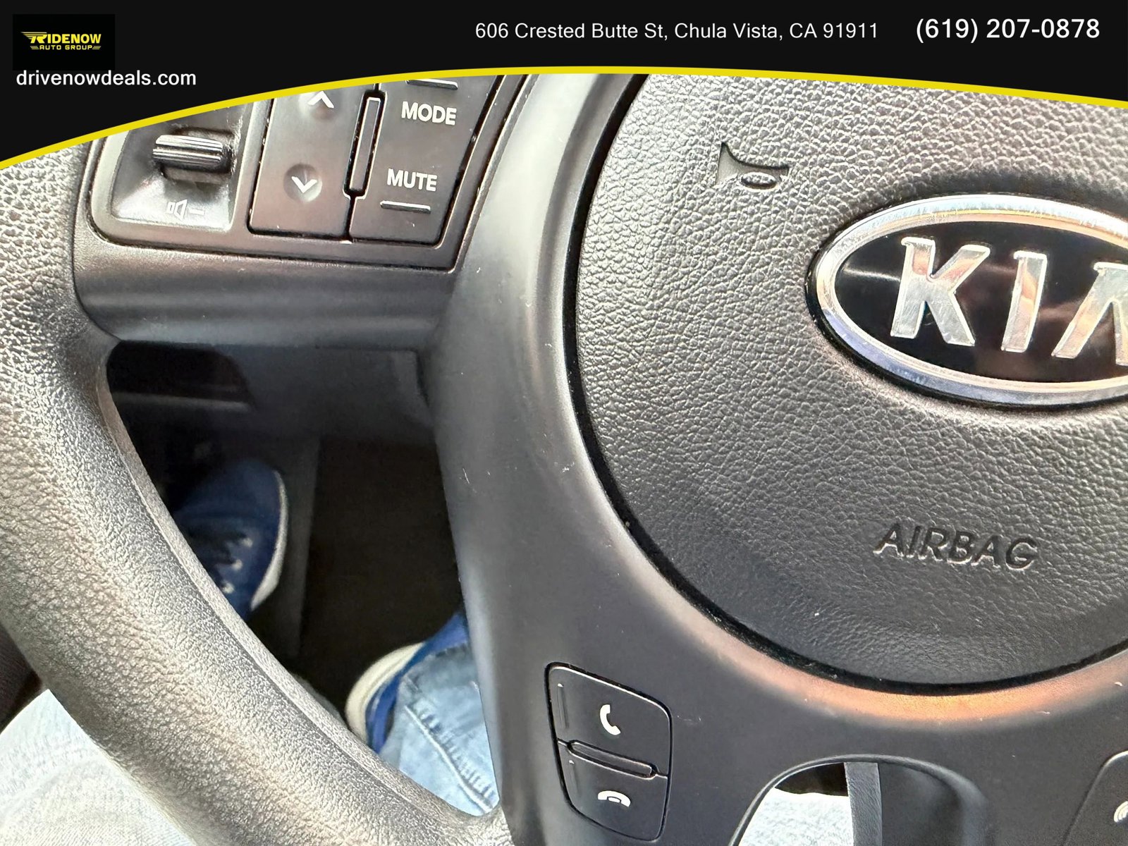 Used 2012 Kia Forte EX image 21