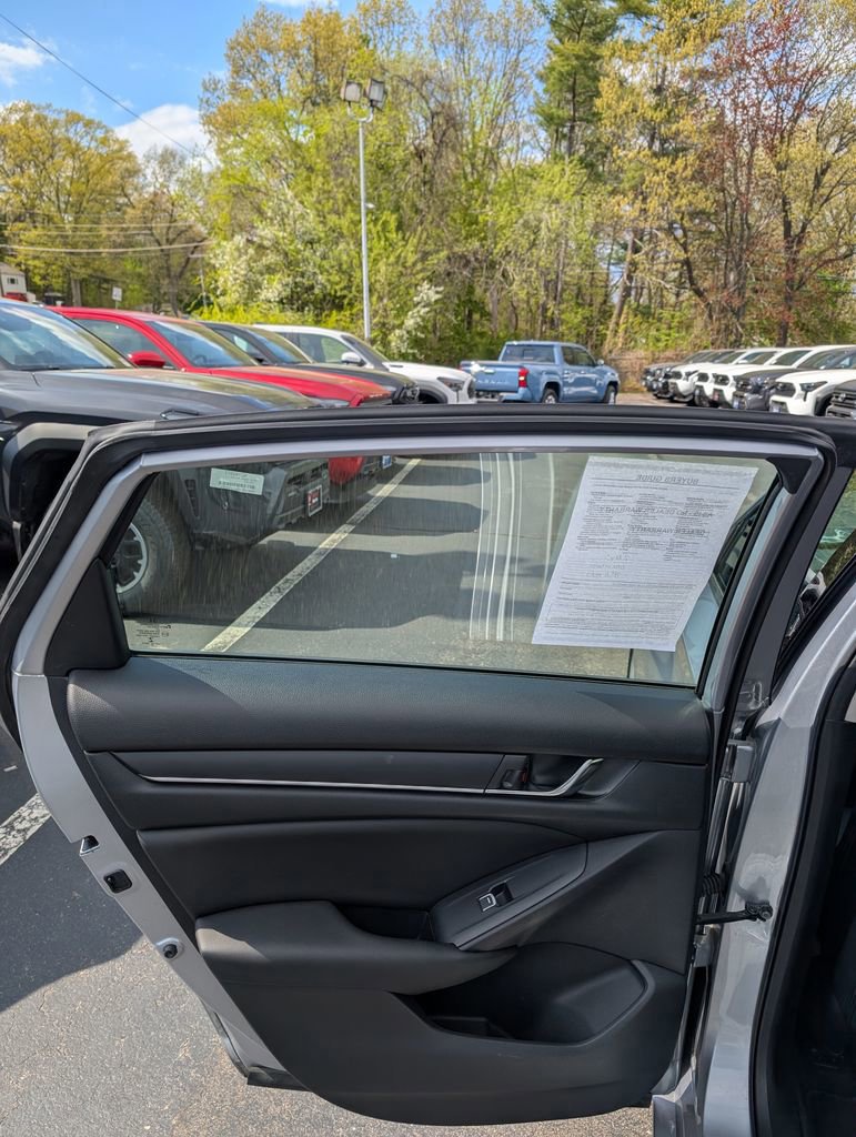 Used 2019 Honda Accord LX image 14