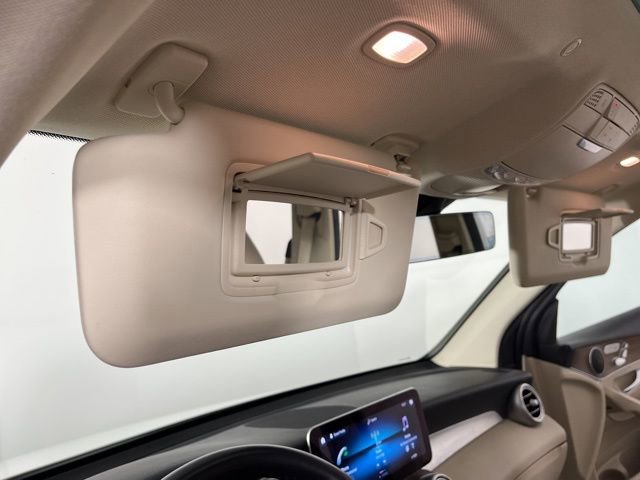 Used 2022 Mercedes-Benz GLC 300 4MATIC image 36