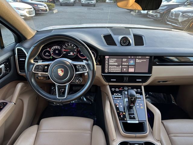 Used 2021 Porsche Cayenne Coupe image 13