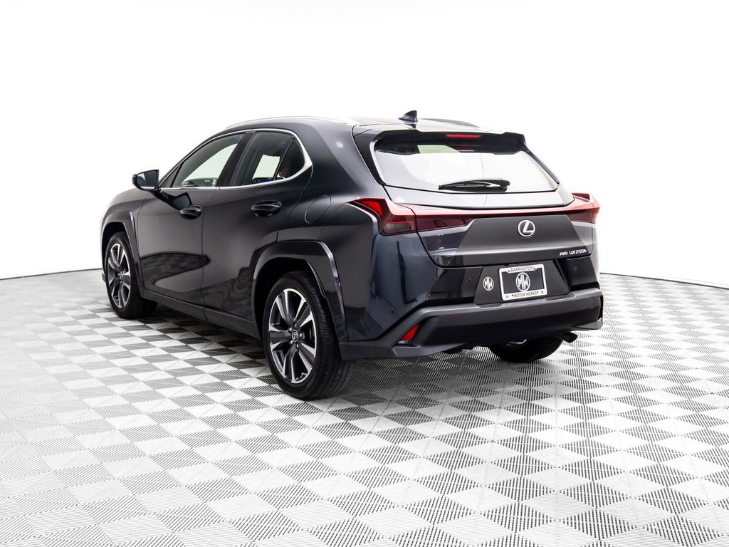 Used 2023 Lexus UX 250h AWD w/ Premium Package video 3
