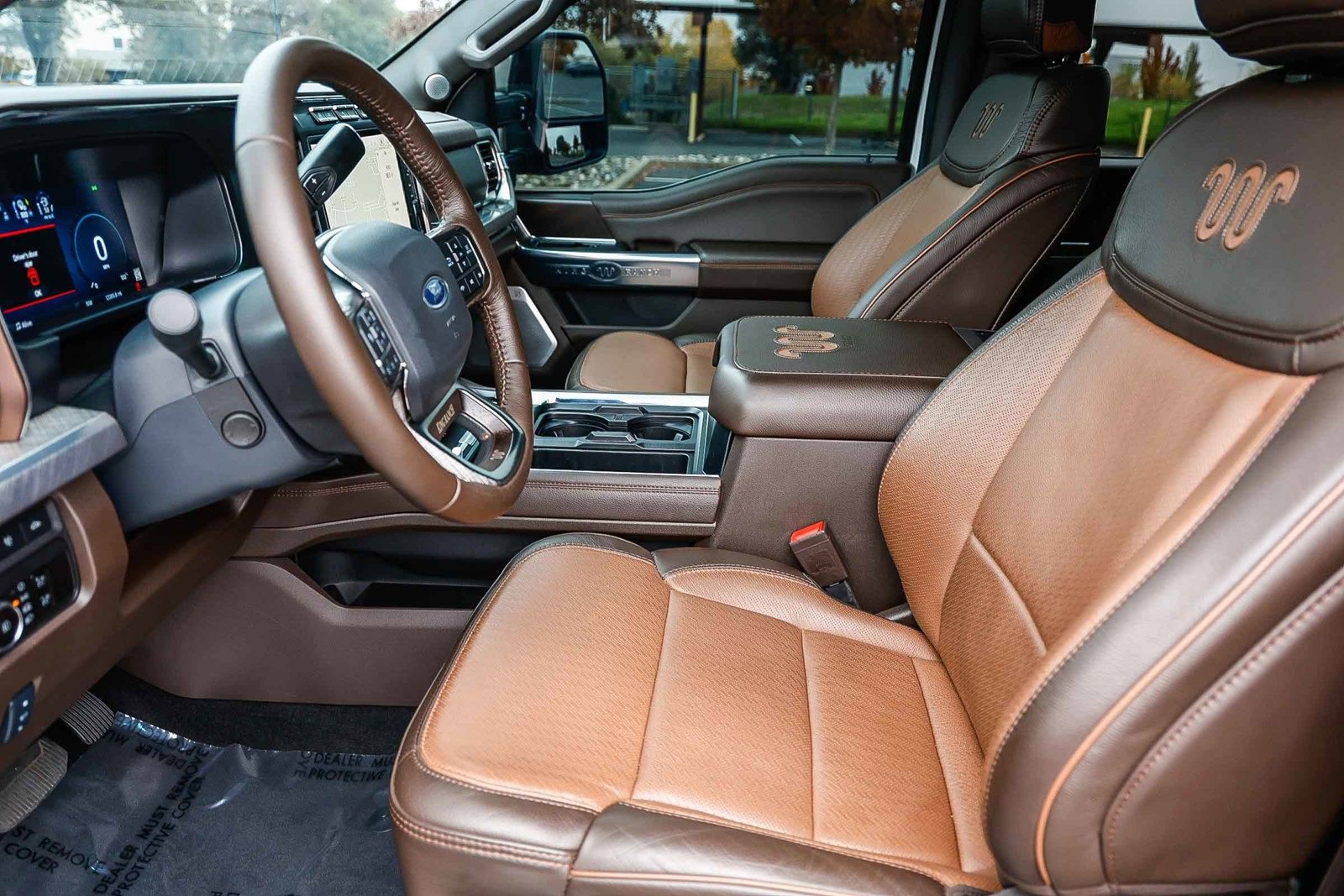 Used 2024 Ford F350 King Ranch w/ FX4 Off-Road Package image 19