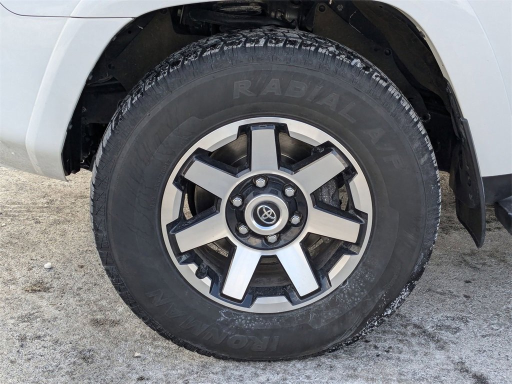 Used 2024 Toyota 4Runner TRD Off-Road image 11