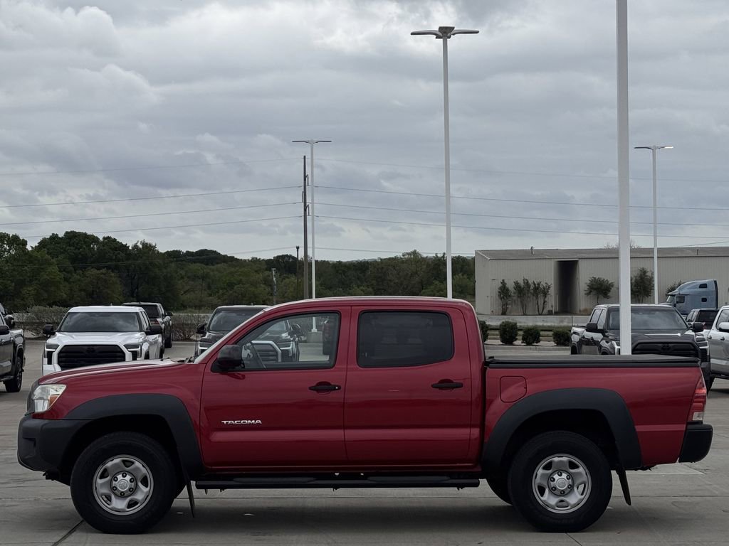 Used 2014 Toyota Tacoma PreRunner w/ Convenience Package RWD image 3