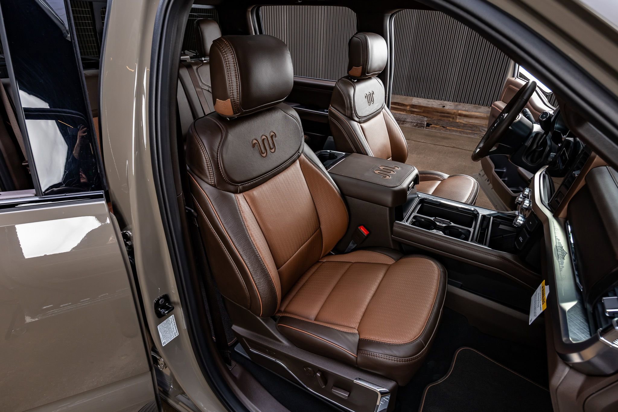 Used 2026 Ford F450 King Ranch w/ Chrome Package AWD/4WD image 31