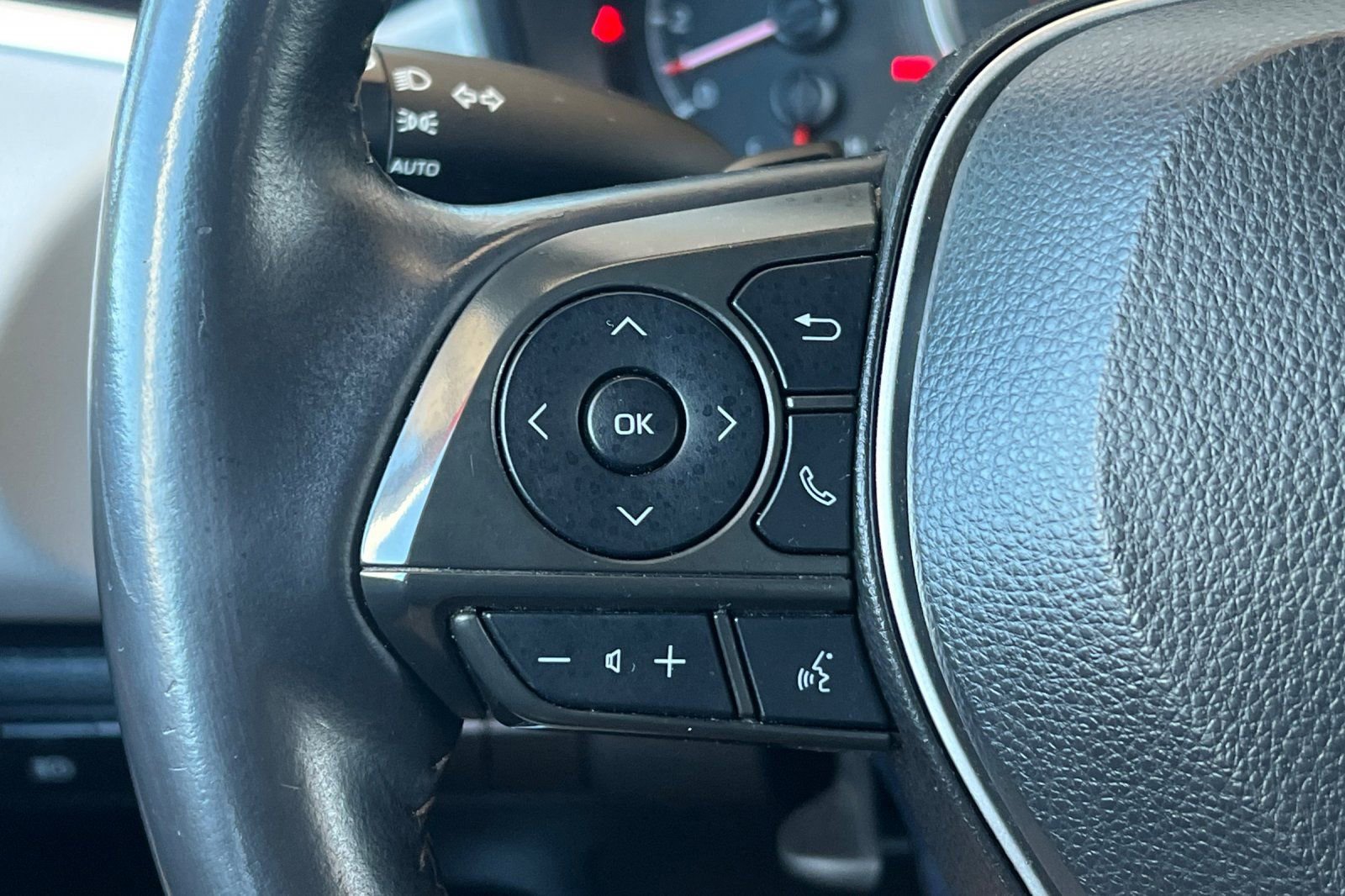 Certified 2022 Toyota Corolla SE image 28