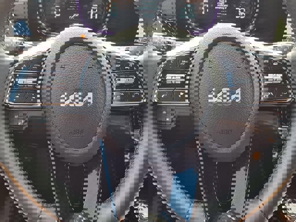 Used 2026 Kia Seltos S image 16