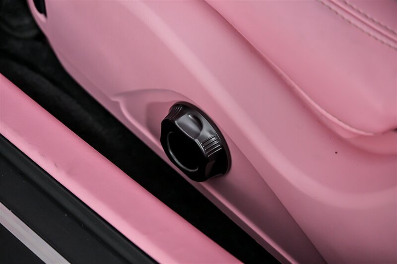 Used 2020 Nissan GT-R Premium AWD/4WD image 24