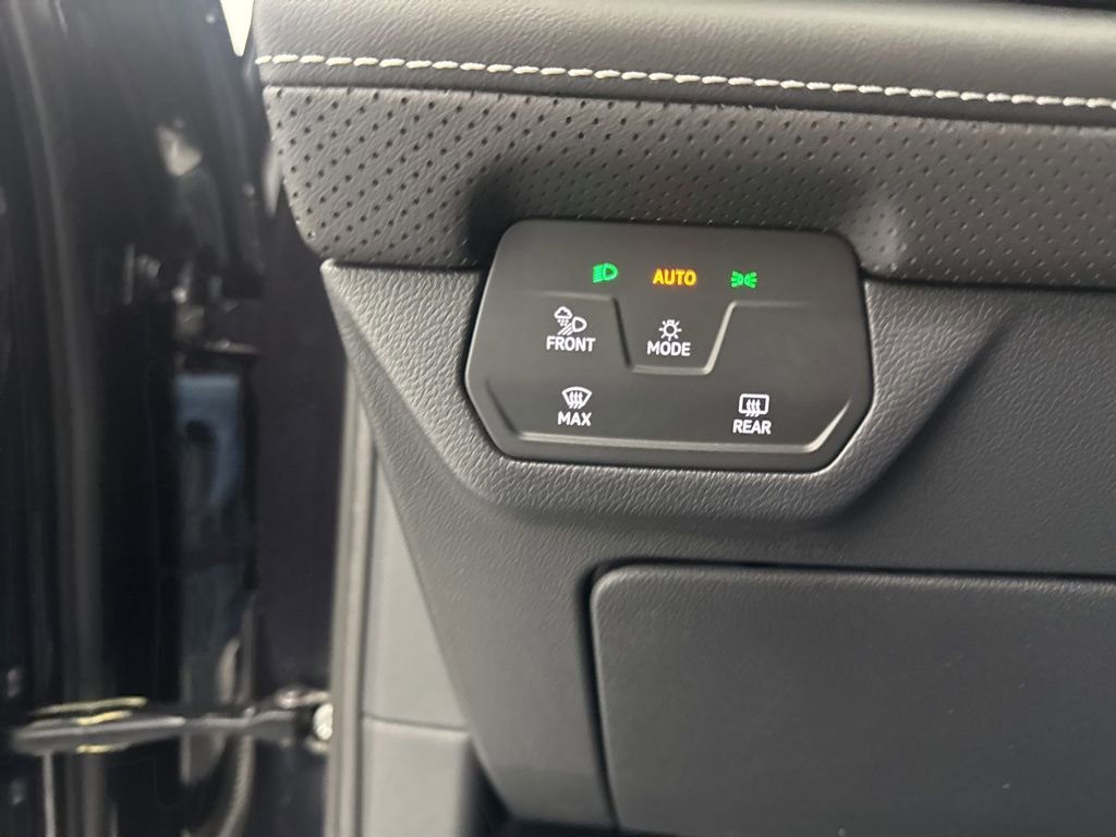 New 2026 Volkswagen Atlas Cross Sport SE AWD/4WD image 24