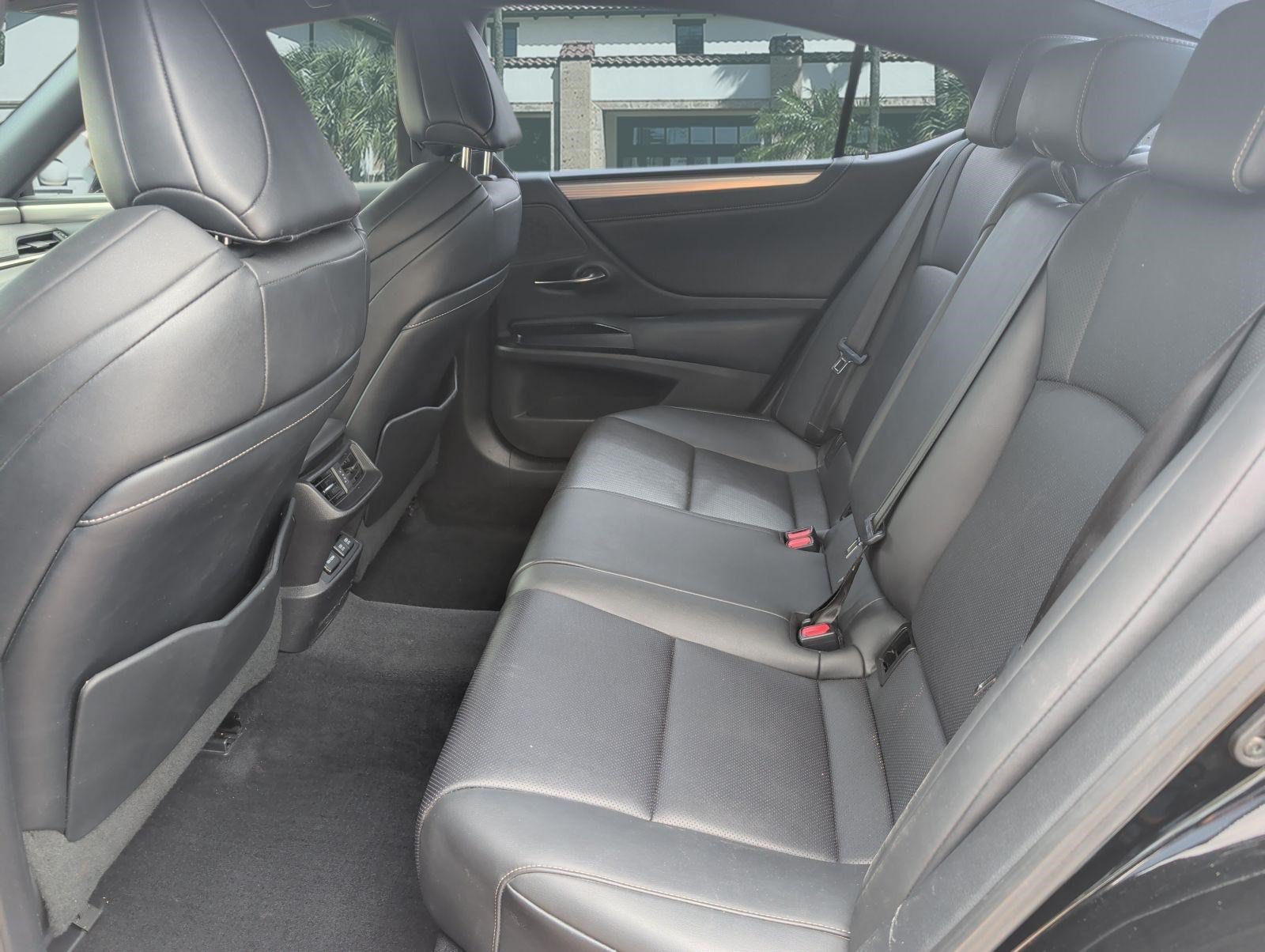 Certified 2020 Lexus ES 350 F Sport w/ Accessory Package 2 FWD image 25