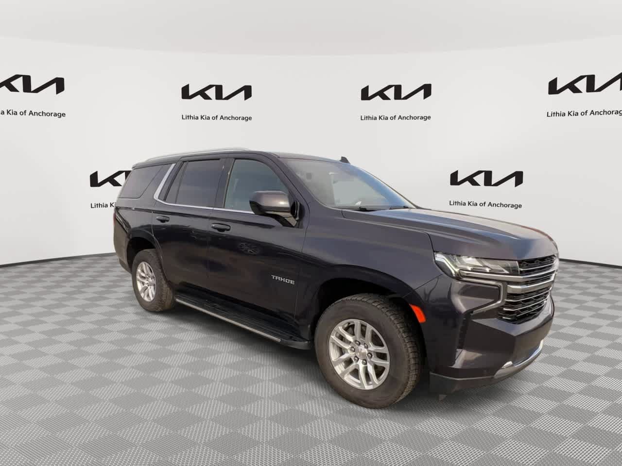 Used 2024 Chevrolet Tahoe LT AWD/4WD image 2