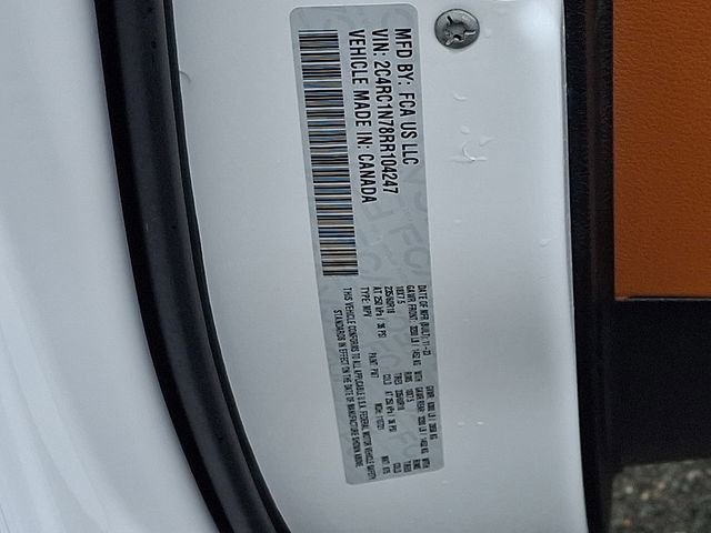 Used 2024 Chrysler Pacifica Pinnacle image 33