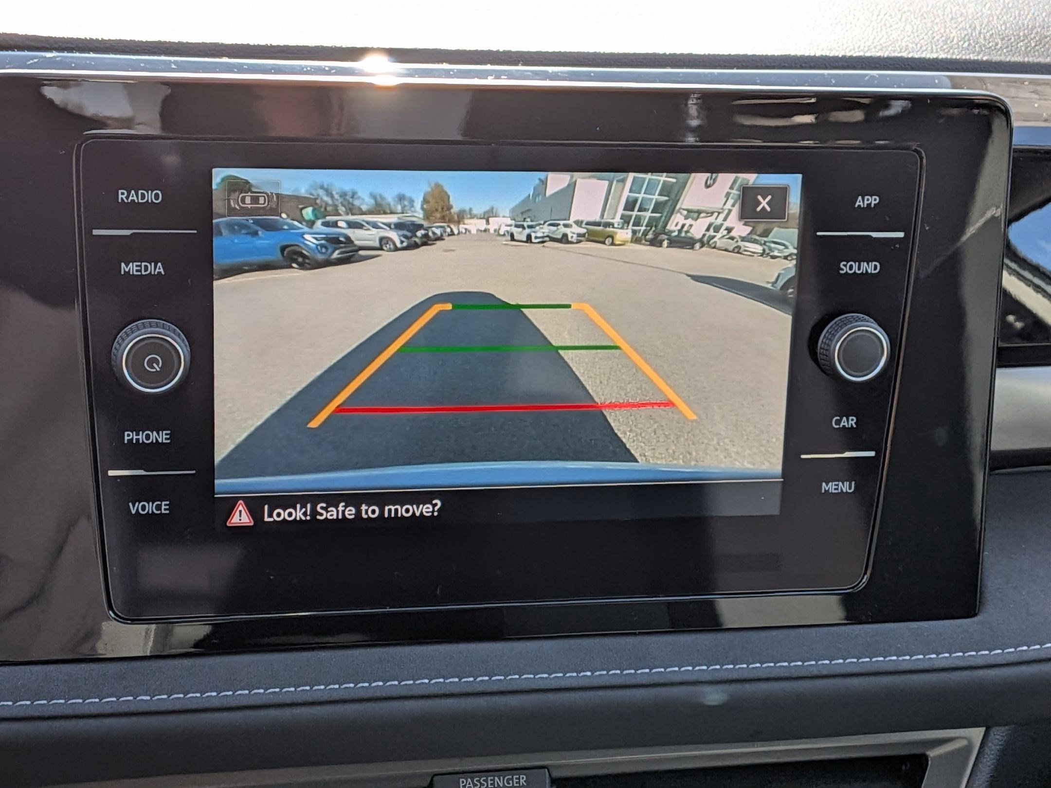 Used 2025 Volkswagen Taos SE image 23