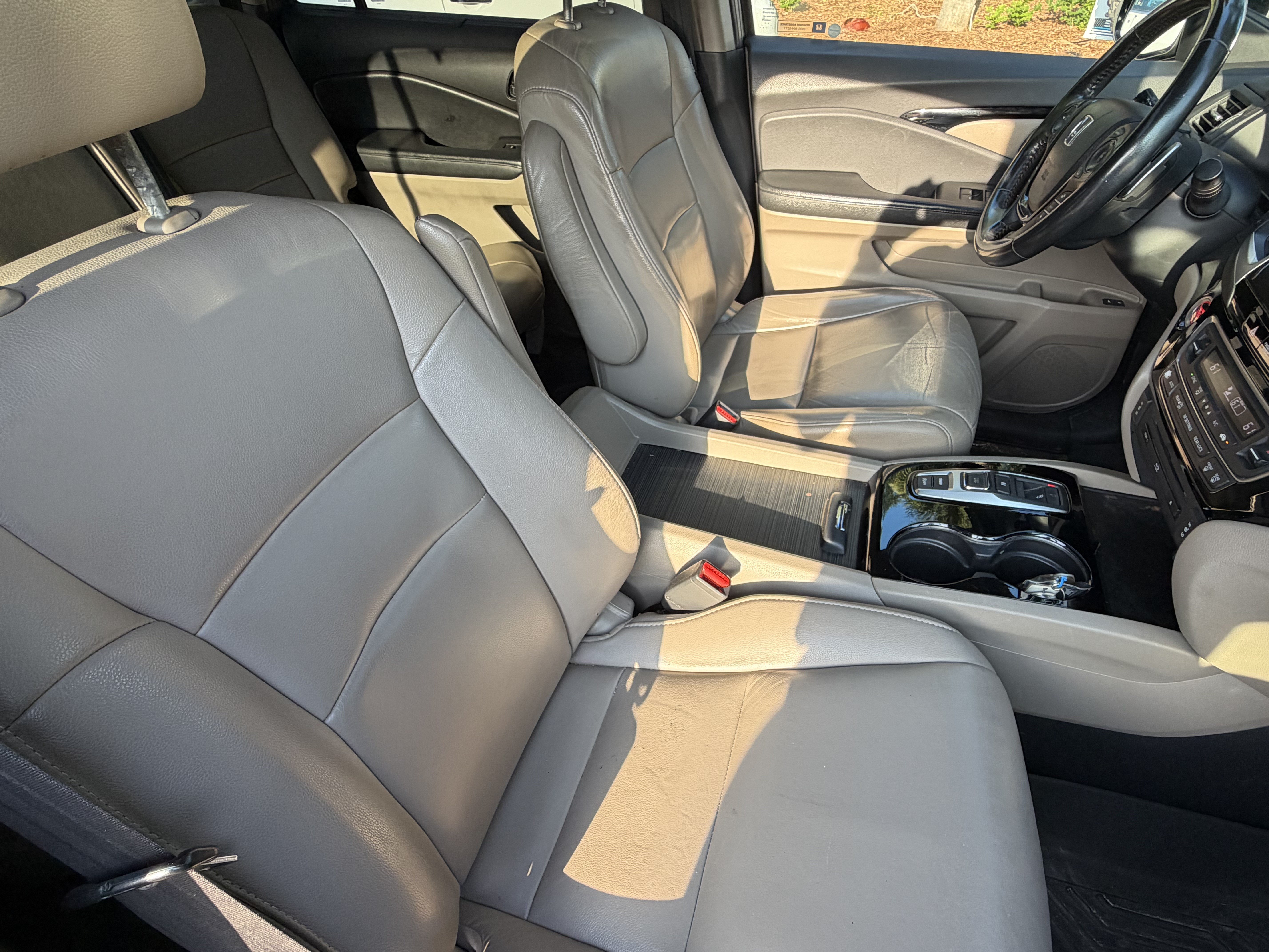 Used 2016 Honda Pilot Touring image 44