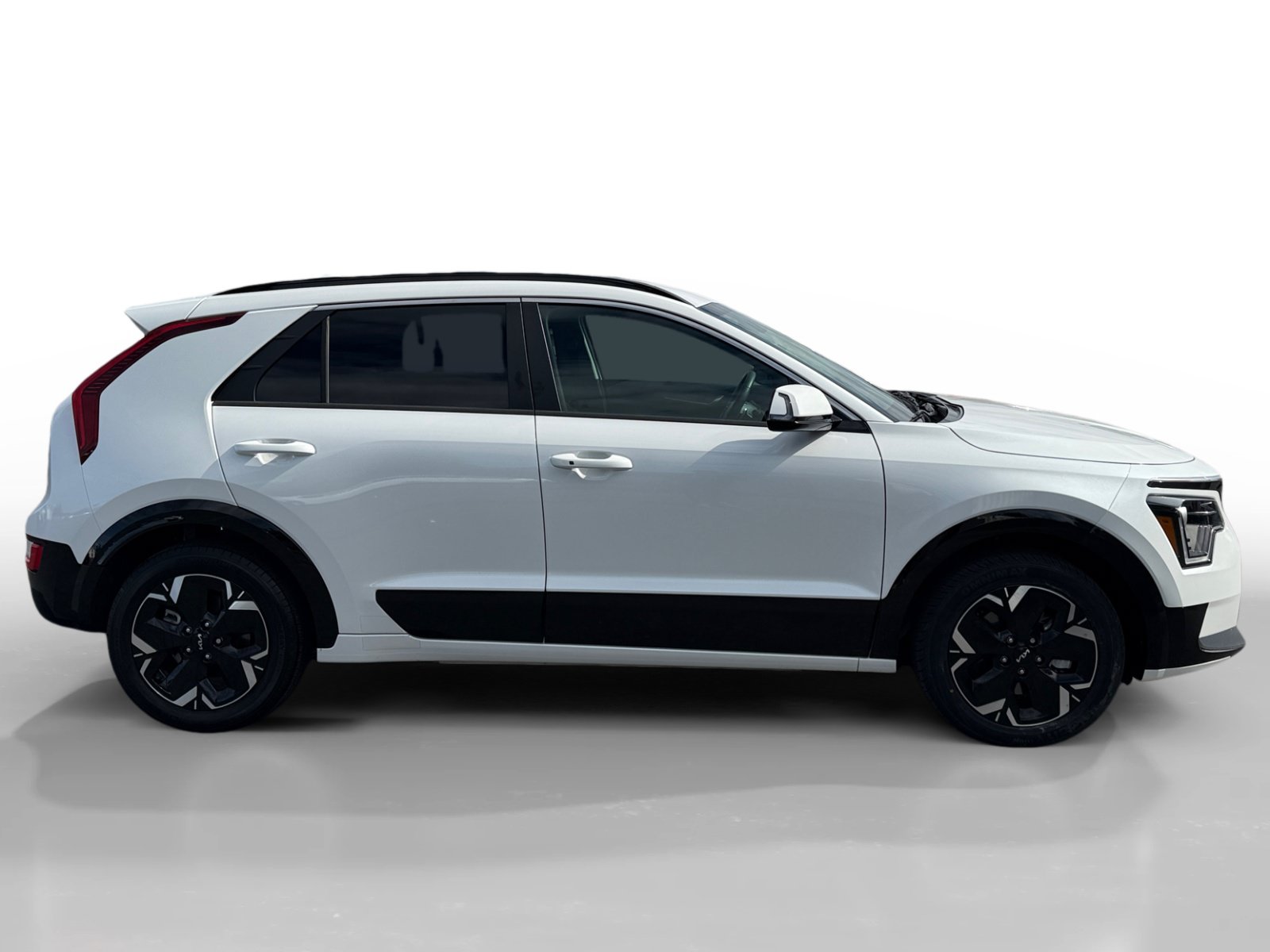 Used 2024 Kia Niro Wind FWD image 6