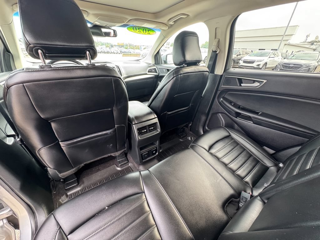 Used 2020 Ford Edge SEL w/ Convenience Package AWD/4WD image 22