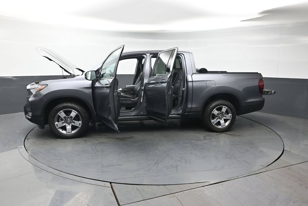 Certified 2025 Honda Ridgeline RTL image 45