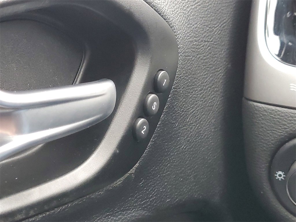 Used 2022 Jeep Cherokee Limited image 19