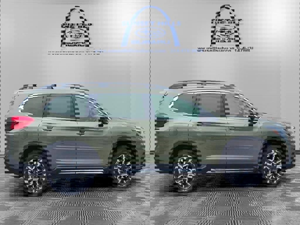 New 2025 Subaru Ascent Limited image 2
