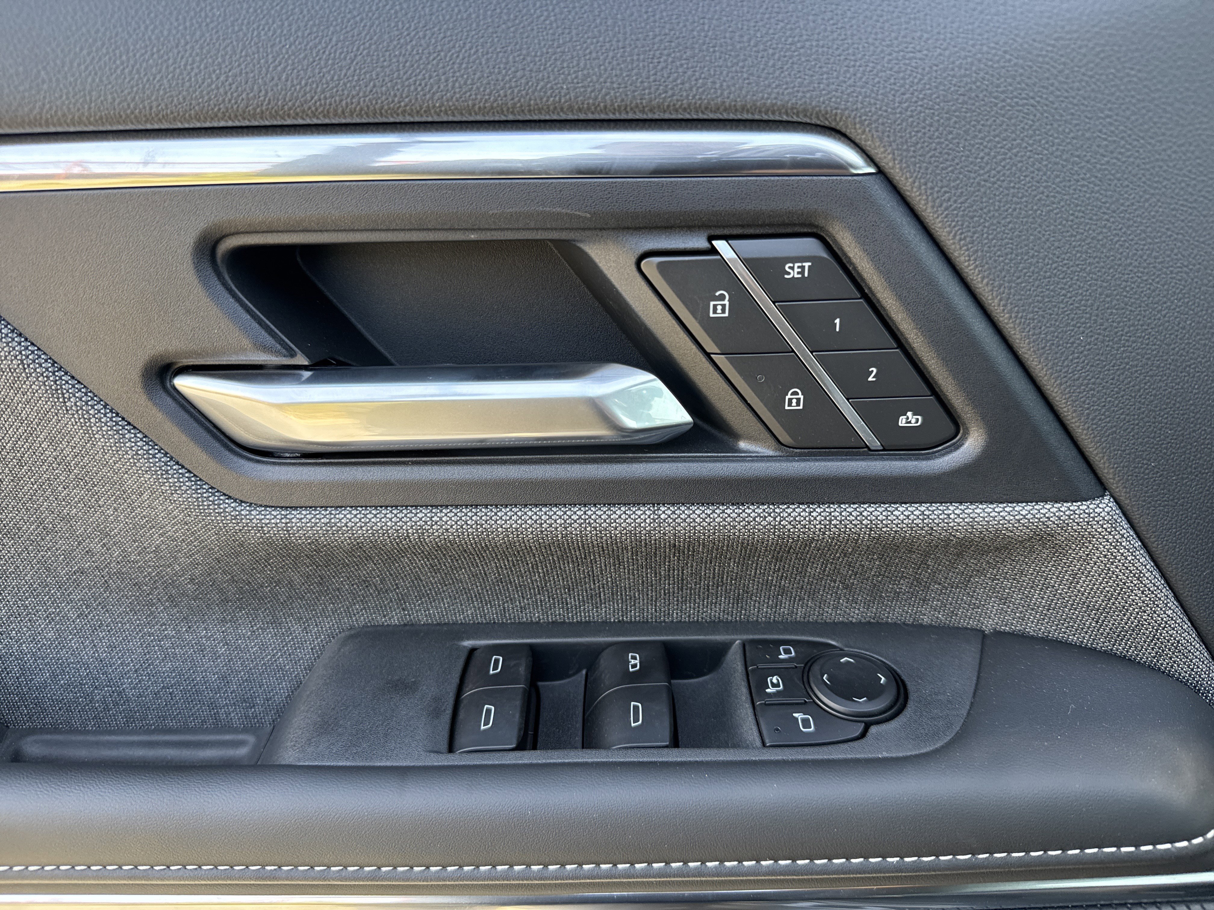 New 2026 GMC Sierra EV Elevation w/ Premium Package image 15