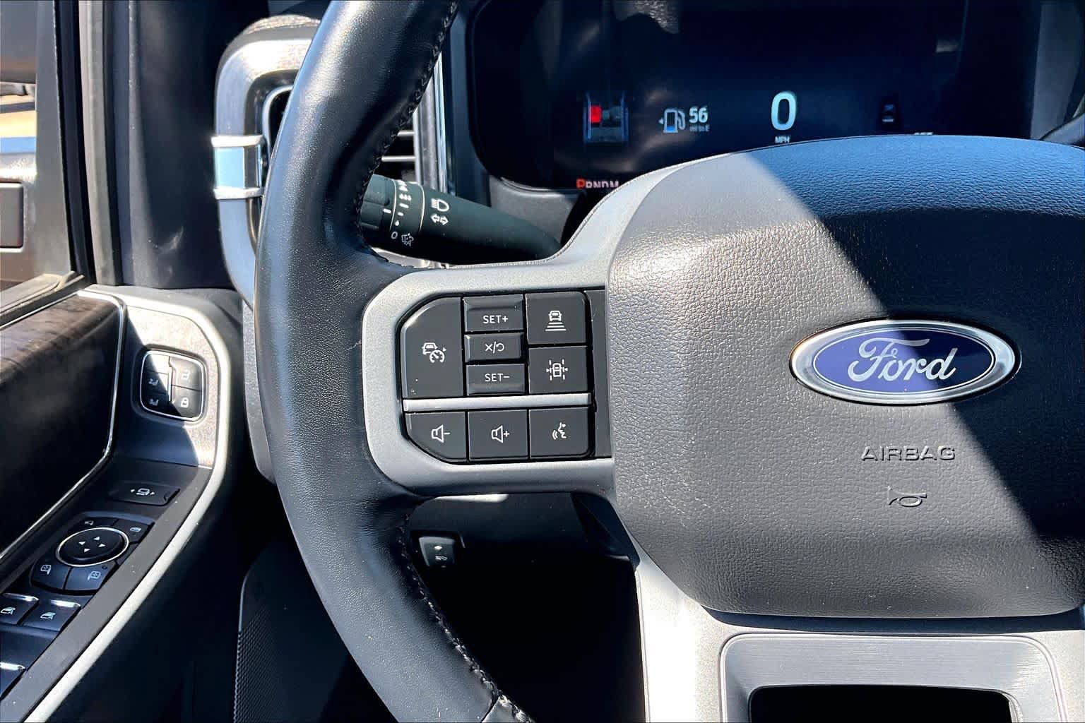 Used 2024 Ford F250 Lariat w/ Lariat Ultimate Package AWD/4WD image 24
