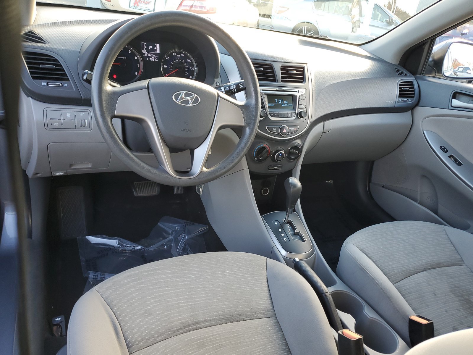 Used 2017 Hyundai Accent SE FWD image 9