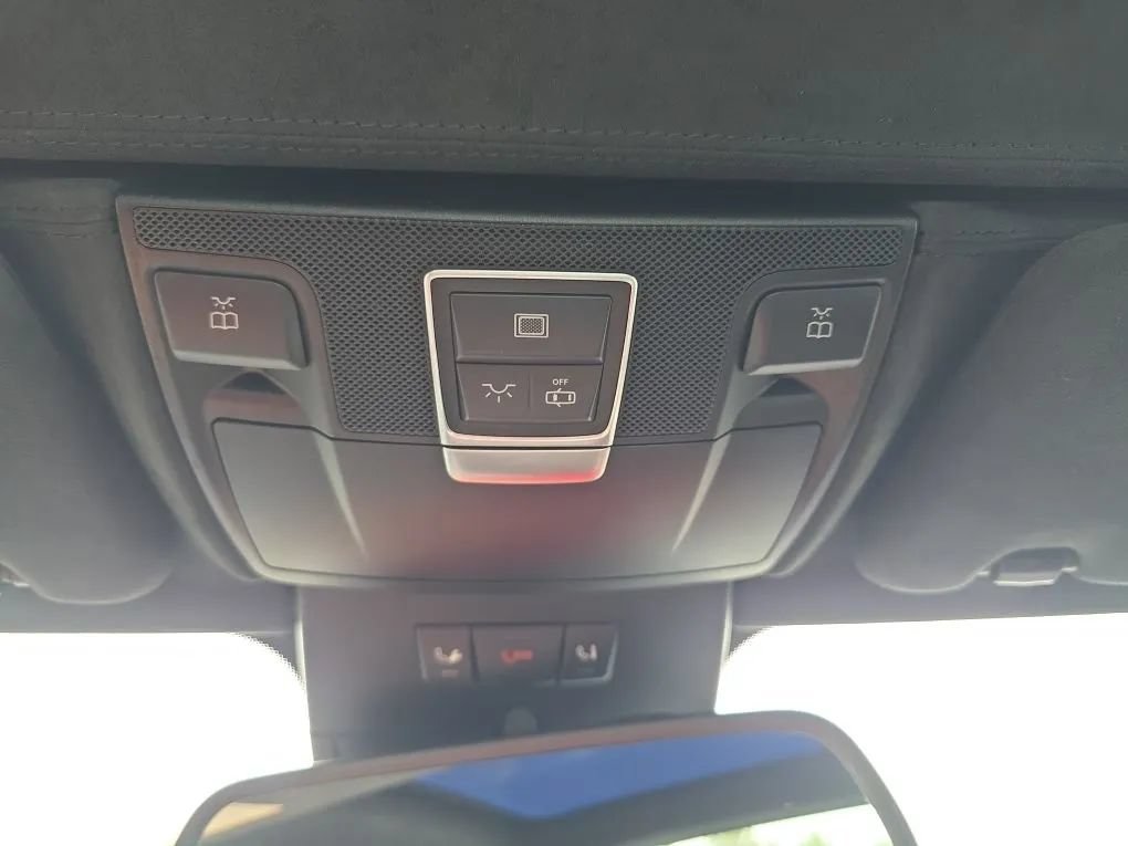 Used 2013 Mercedes-Benz SL 63 AMG image 39