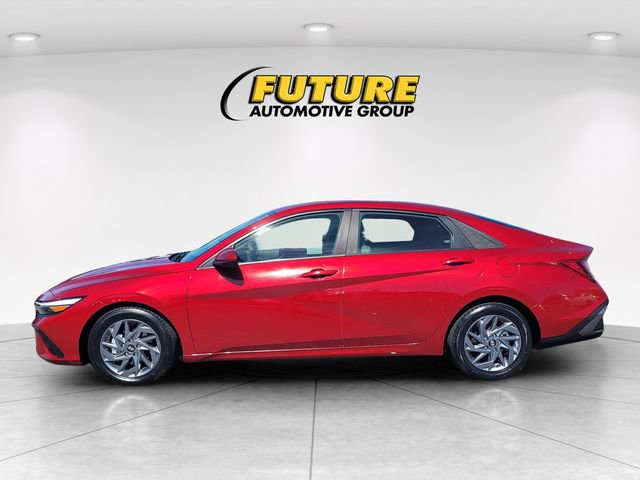 Used 2024 Hyundai Elantra SEL image 6