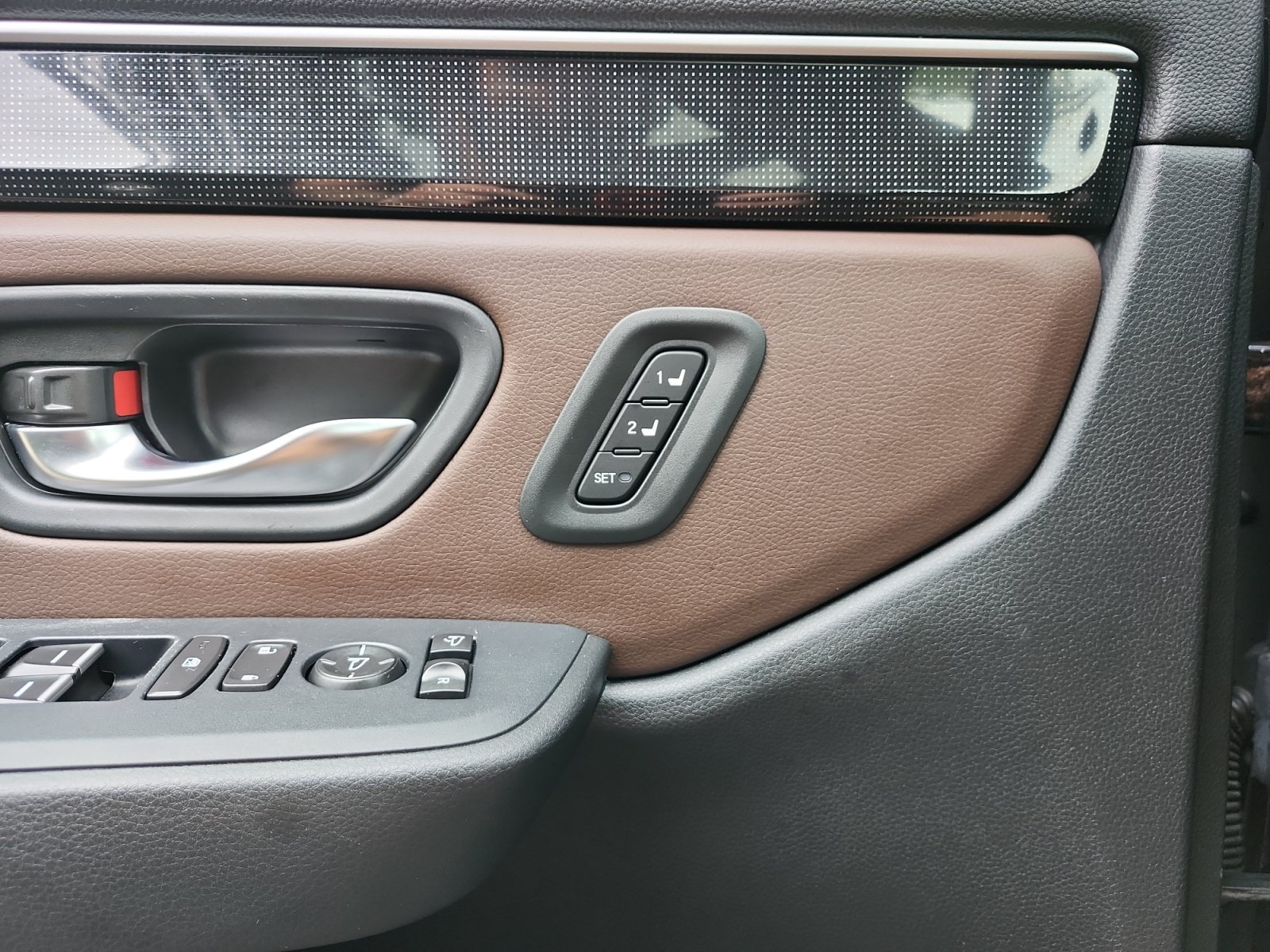Used 2023 Honda Pilot Elite image 17