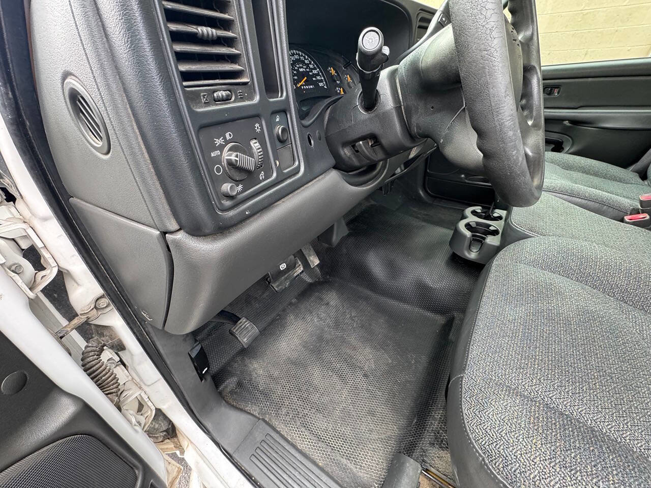 Used 2007 Chevrolet Silverado 2500 W/T w/ Heavy-Duty Power Package image 34