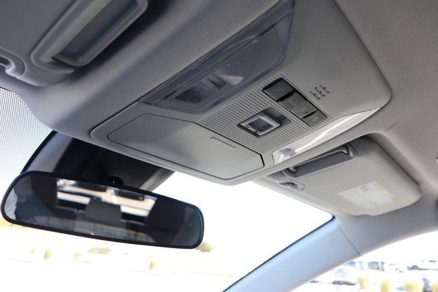 Used 2025 Toyota RAV4 XLE FWD image 26