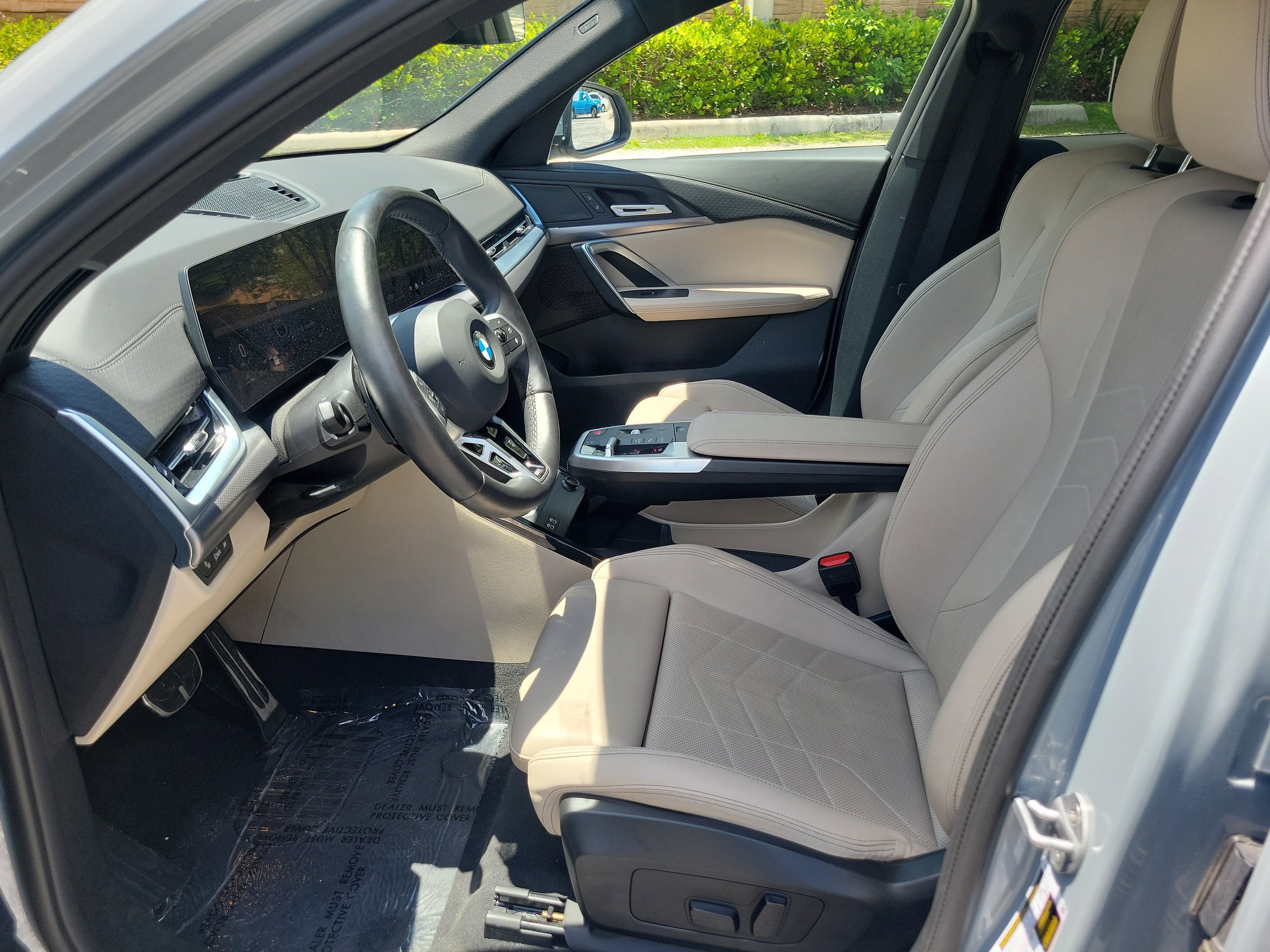 Used 2025 BMW X2 xDrive28i AWD/4WD image 46