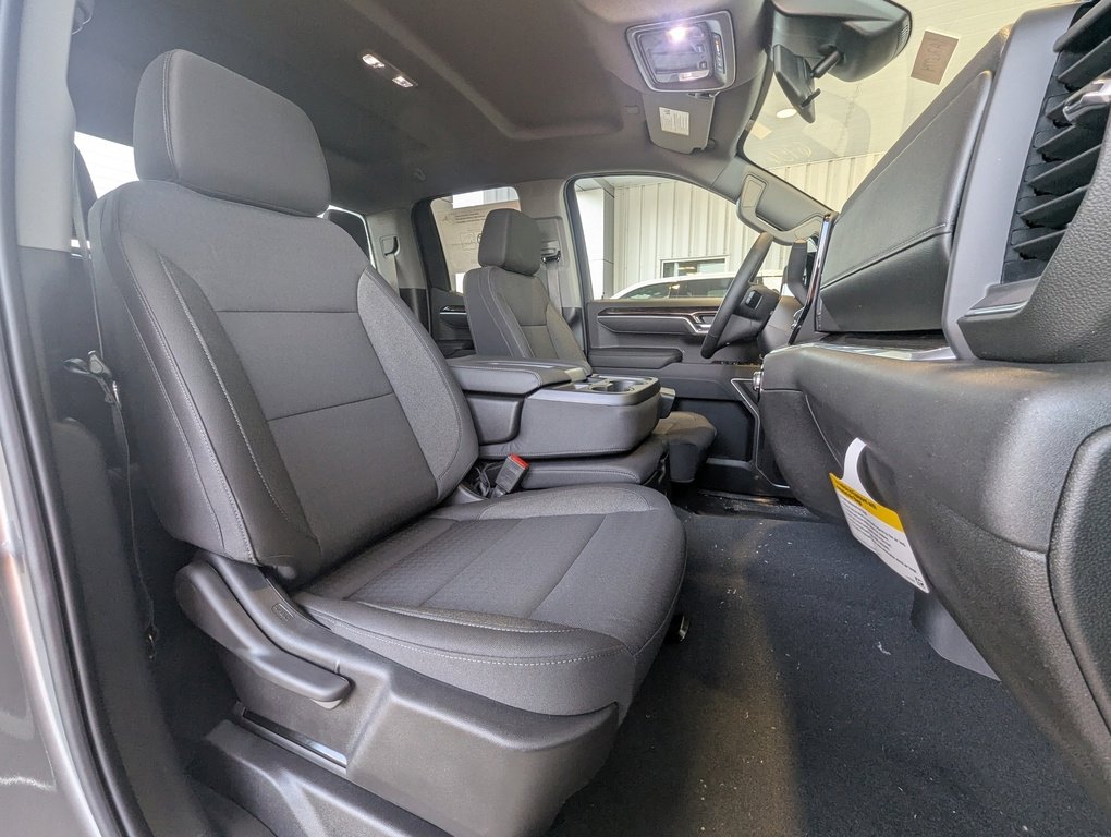 New 2026 GMC Sierra 1500 Elevation image 16