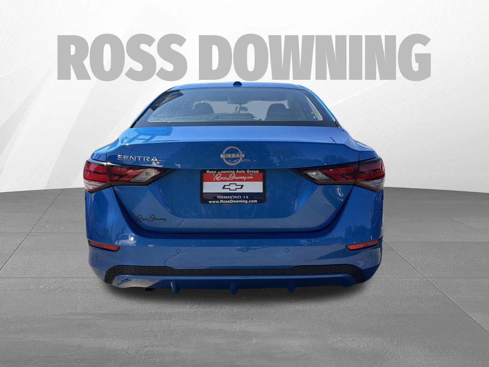 Used 2025 Nissan Sentra SV FWD image 5