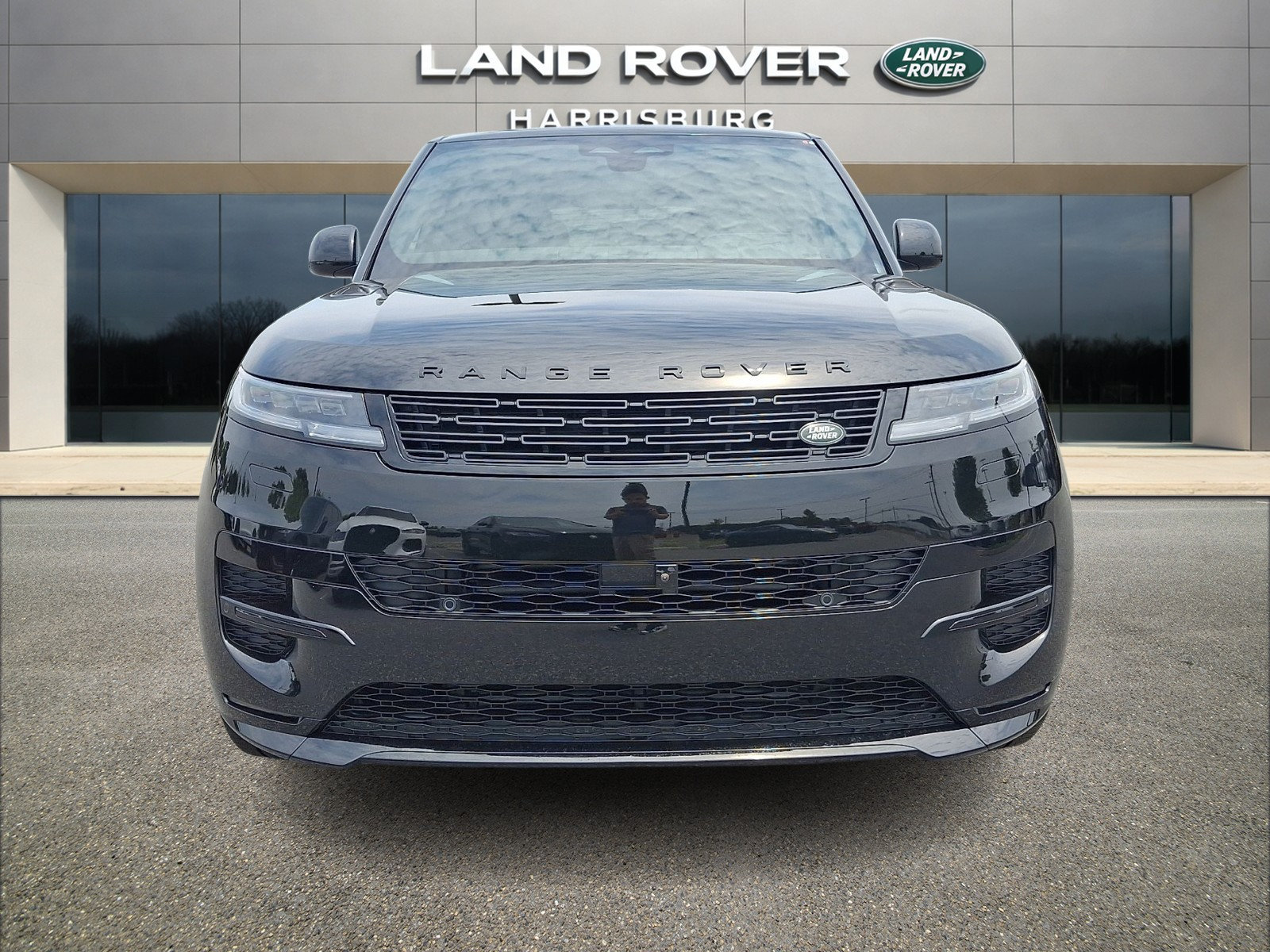 New 2026 Land Rover Range Rover Sport Dynamic SE AWD/4WD image 2