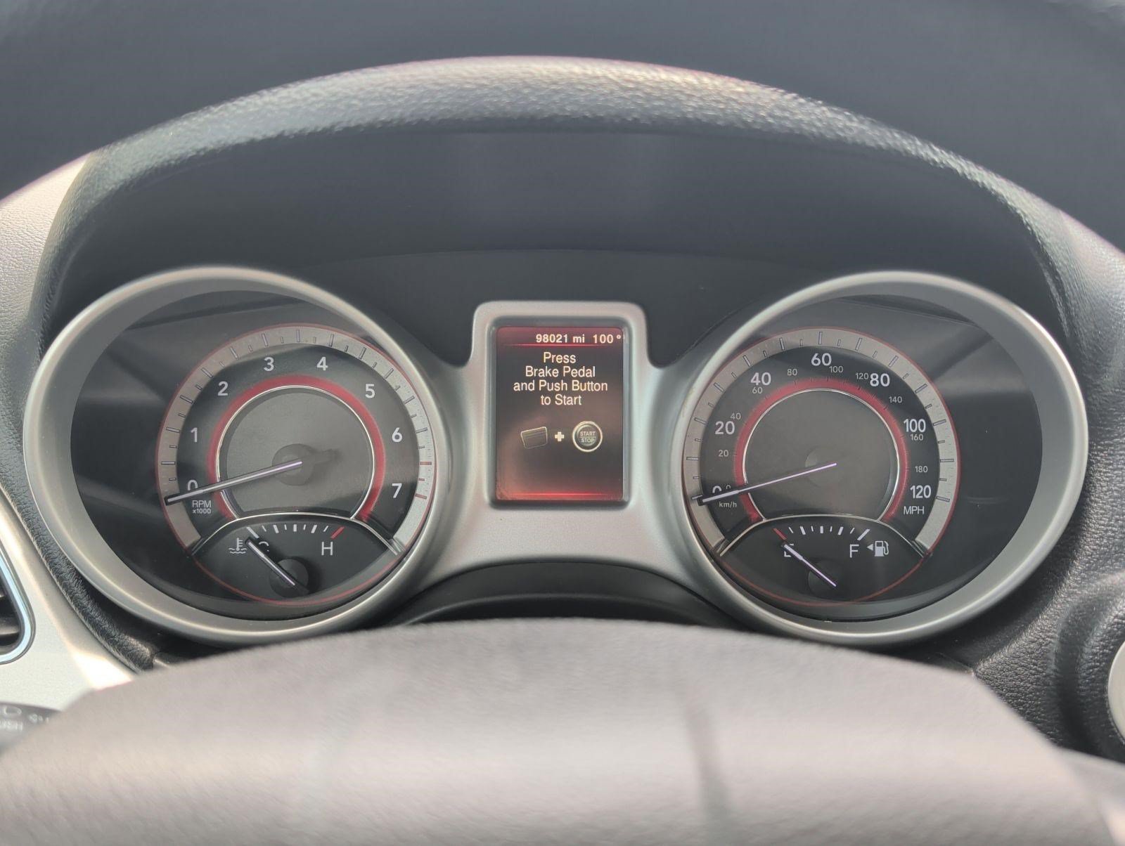 Used 2019 Dodge Journey SE FWD image 16