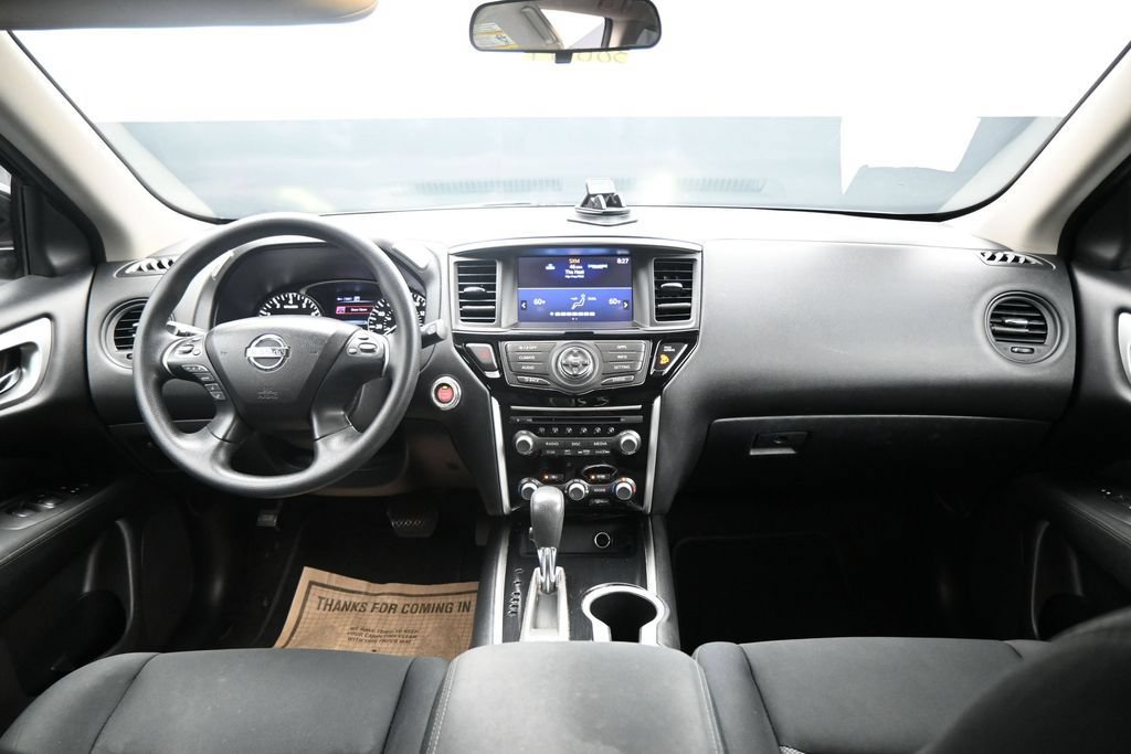 Used 2017 Nissan Pathfinder S AWD/4WD image 16