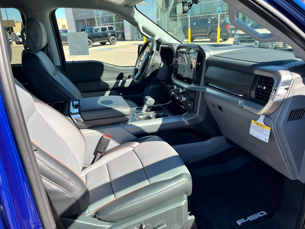 New 2026 Ford F150 Lariat w/ Equipment Group 502A High image 7