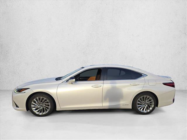 Used 2021 Lexus ES 300h Ultra Luxury w/ Accessory Package 2 FWD image 8