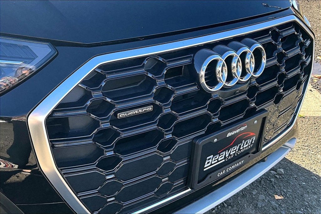 Used 2023 Audi Q5 2.0T Premium Plus w/ Premium Plus Package AWD/4WD image 32