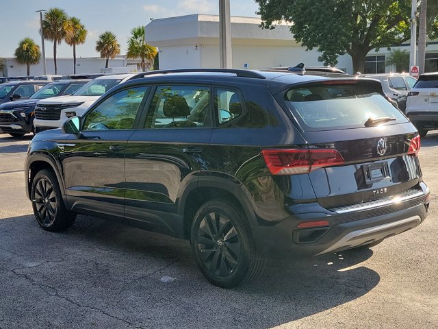Used 2023 Volkswagen Taos S FWD image 5
