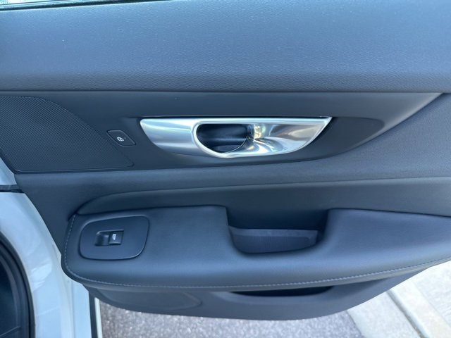 Certified 2024 Volvo S60 B5 Core image 14