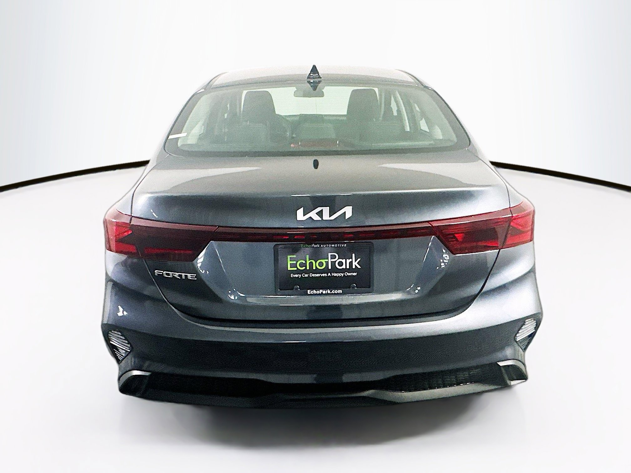 Used 2024 Kia Forte LXS FWD image 7