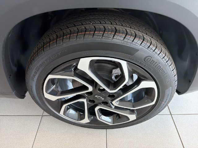 New 2026 Chevrolet Trax RS w/ Sunroof Package FWD image 14