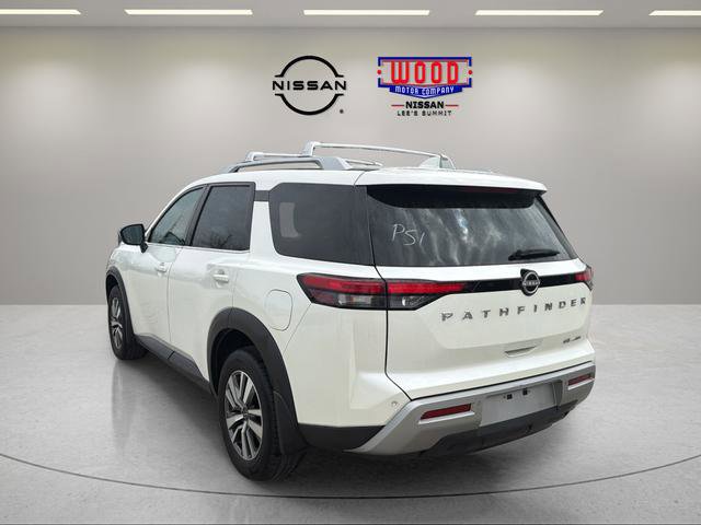 Used 2024 Nissan Pathfinder SL image 4