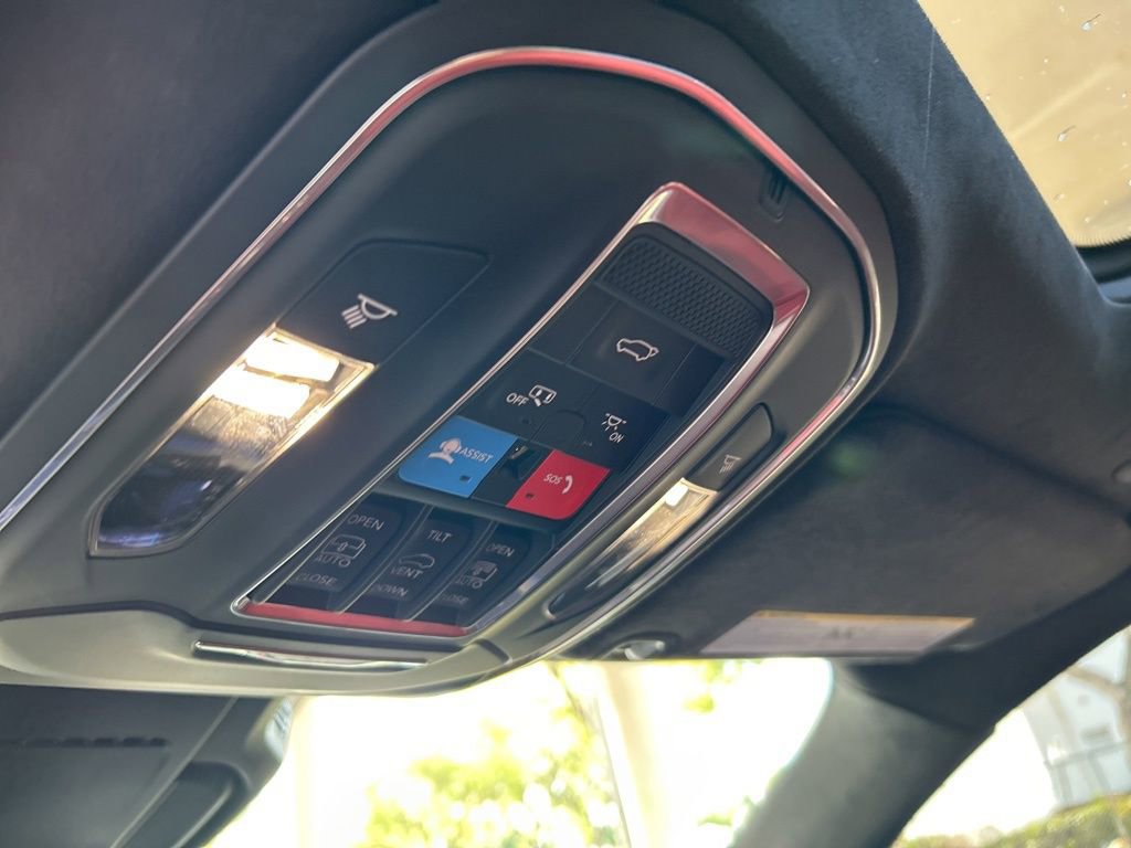 Used 2024 Jeep Wagoneer Launch Edition image 49