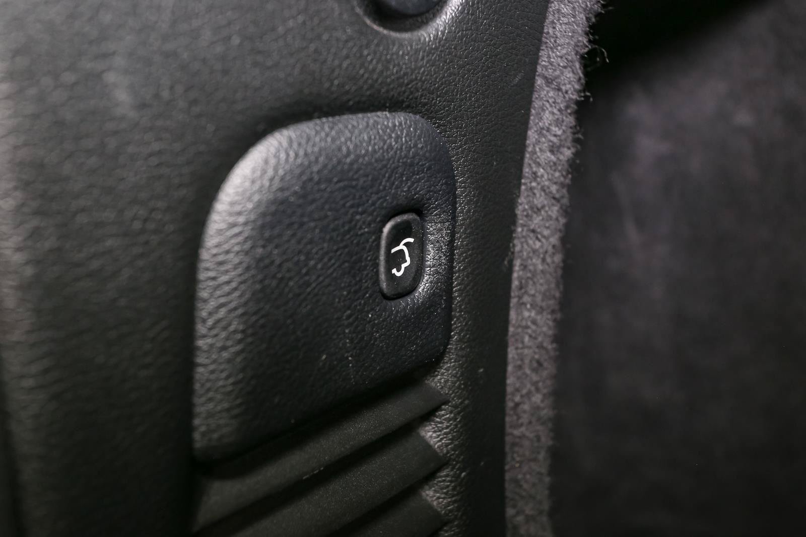 Used 2021 Dodge Durango SXT AWD/4WD image 13