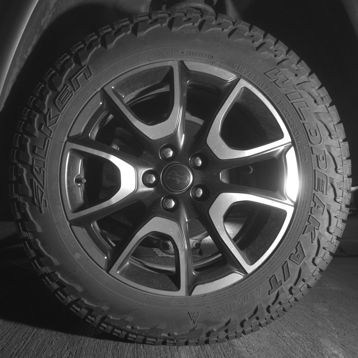 Used 2025 Jeep Compass Trailhawk image 14